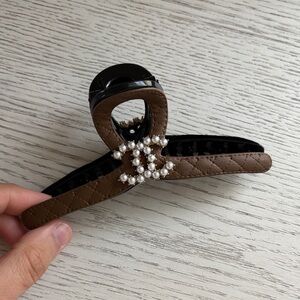 Pearl-Embellished Quilted Brown Hair Clip